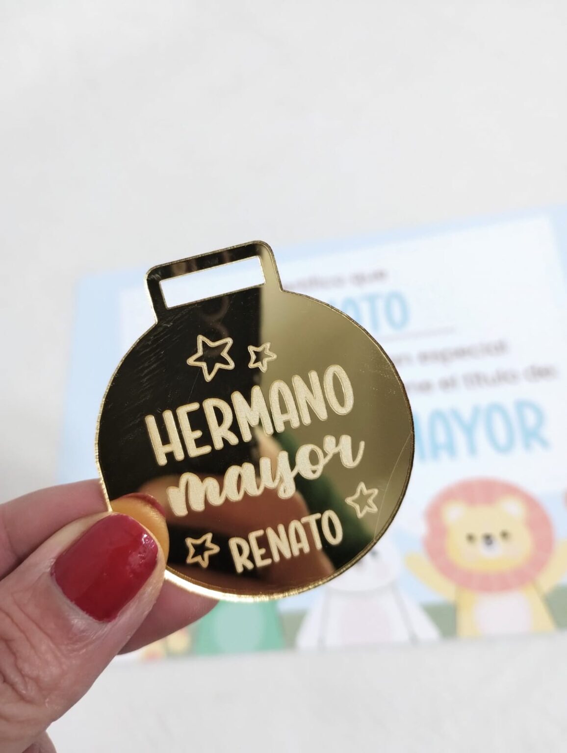 Hermano/a mayor: medalla + cuadro diploma